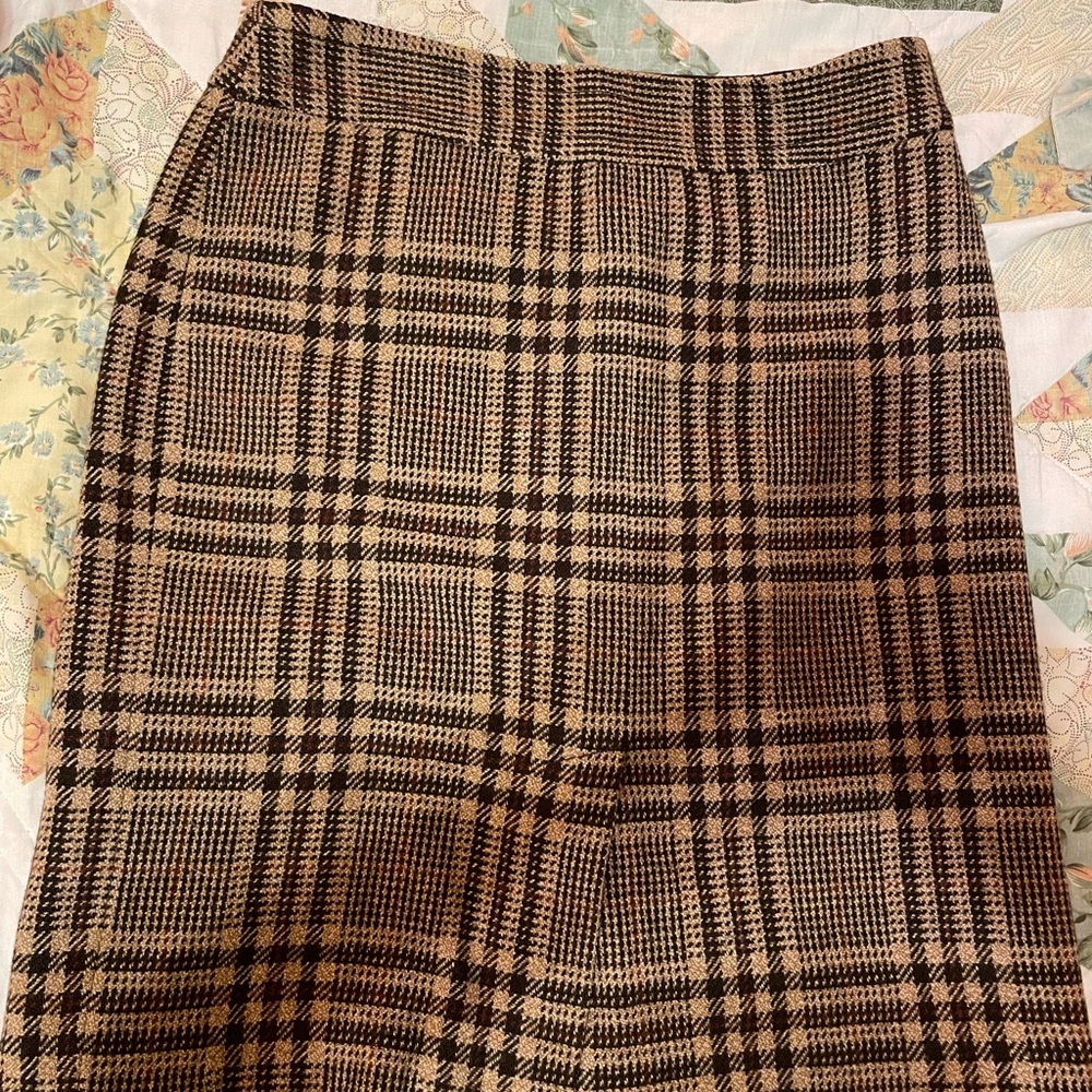 Ann Taylor Classic Plaid Pencil Skirt